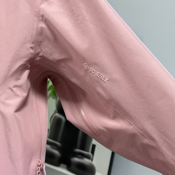 Pink Arcteryx Beta Series Beta LT JacketHooded Hardshell Jacket Size L - Picture 3 of 6